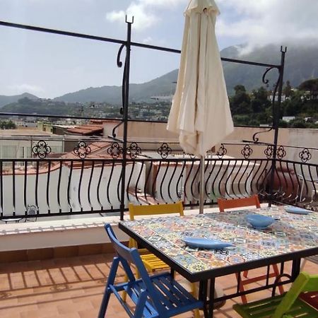 La Casa Rosa Di Giulia Villa Ischia Bagian luar foto
